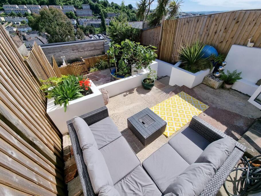 Cheerful 3 Bedroom With Garden! Torquay